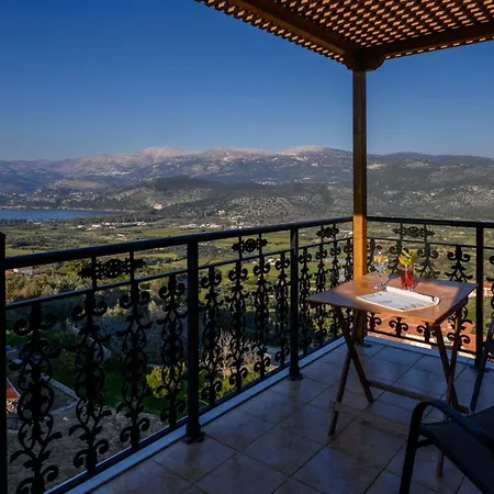 アパート Anesis 2022 *