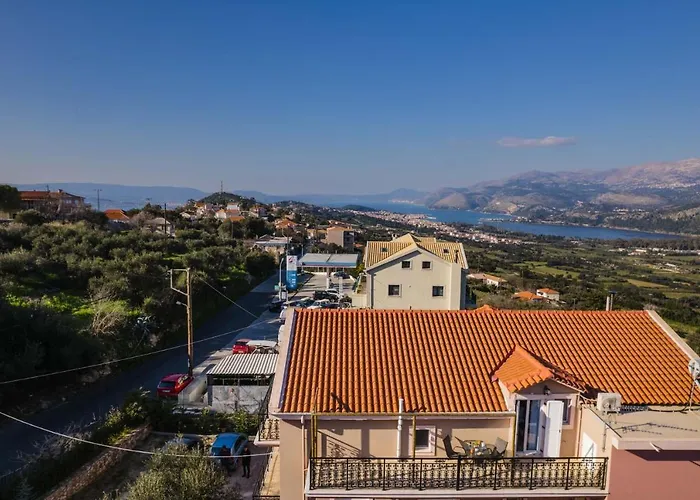 Anesis 2022 アパート アルゴストリオン